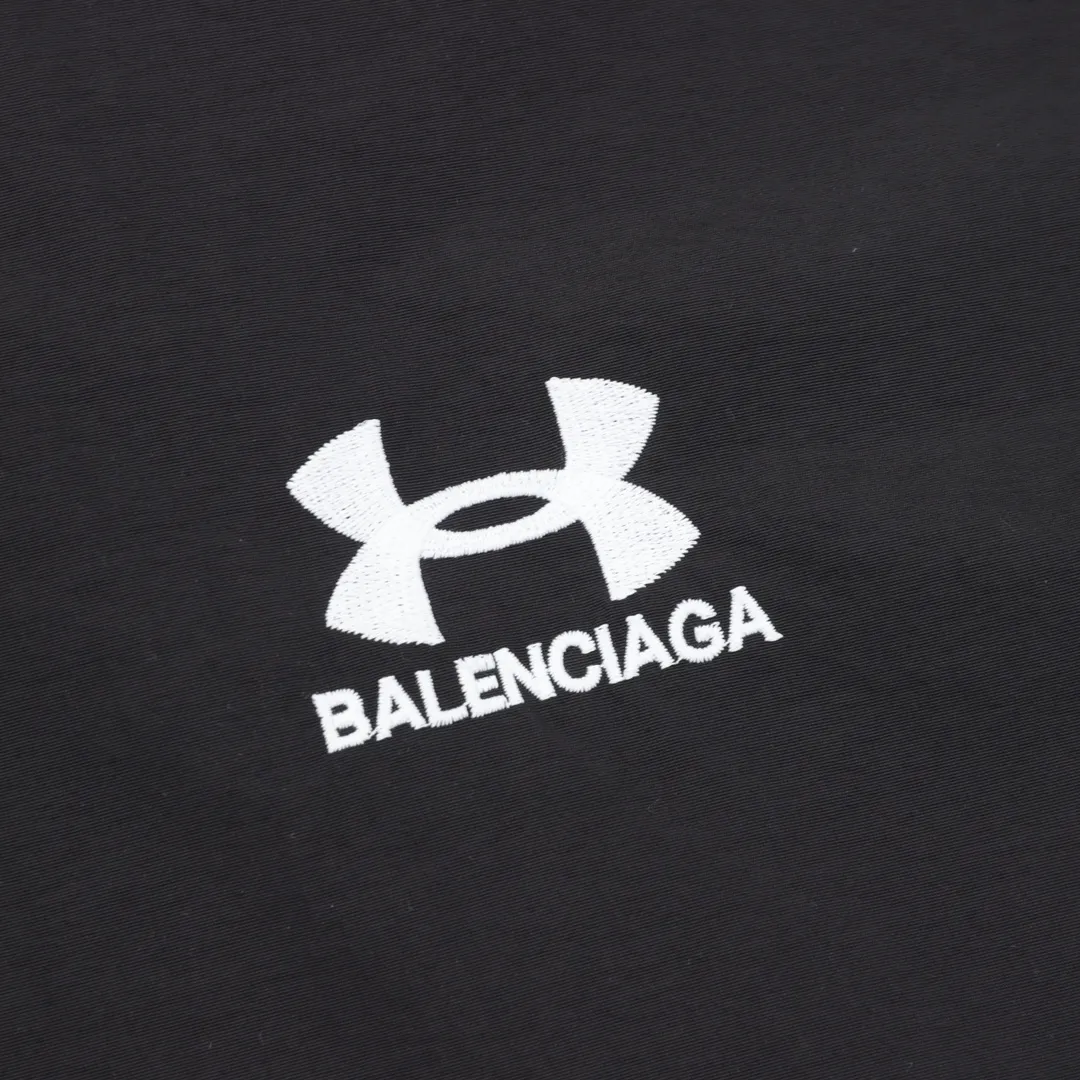 Balenciaga x Under Armour BLCG × UA 25SS · · · OS · 360 · · · · · · · logo · · · ：Black Size：46-52